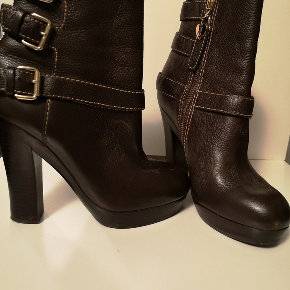 Juicy Couture boots - Picture 5 of 11